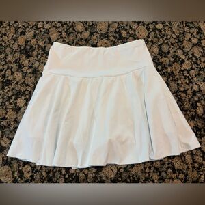White Athletic skirt built-in shorts size xxs-never worn